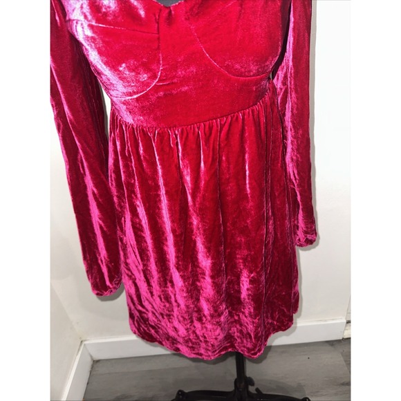 Reformation Chestnut Dress in Rhubarb‎ Size 4 Long Sleeve - Picture 4 of 10